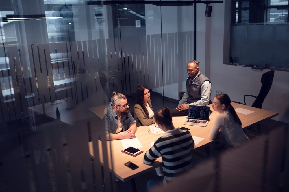 A,Diverse,Team,Of,Young,Professionals,Collaborates,In,A,Modern